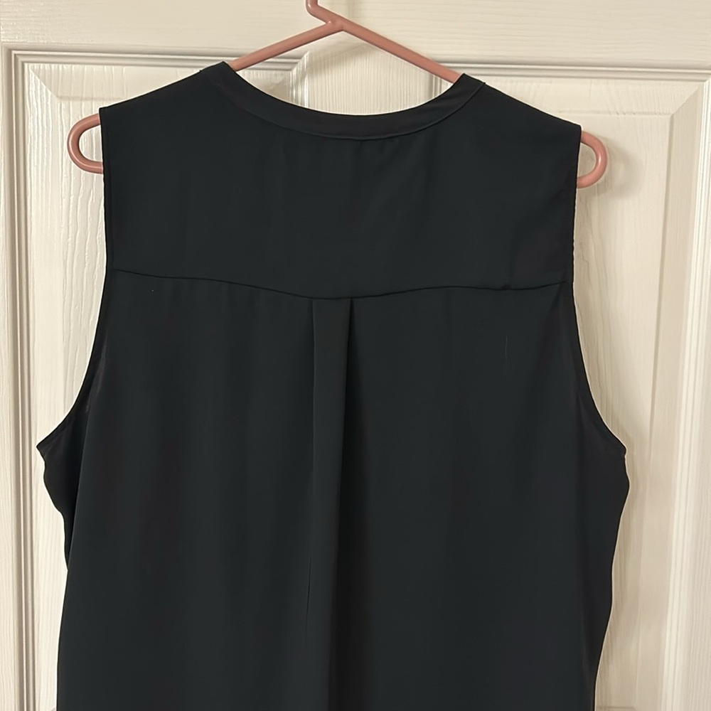 H&M blouse size XL.  Excellent condition. - Picture 4 of 4